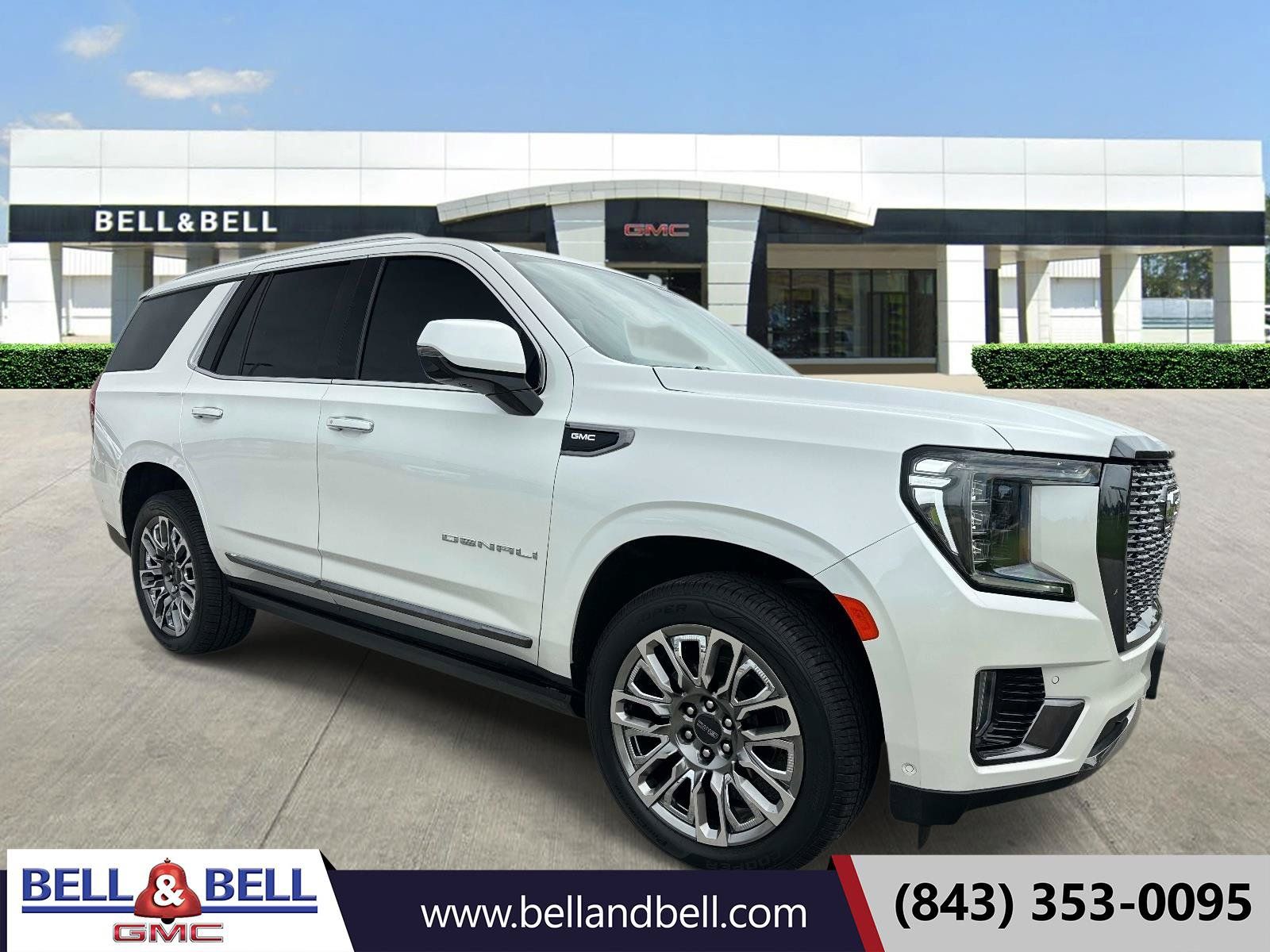 Used 2024 GMC Yukon Denali Ultimate AWD/4WD image 1