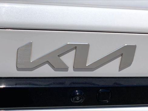 Certified 2025 Kia K4 EX FWD image 32