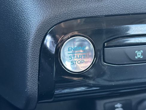 Used 2025 Ford Escape Platinum image 22