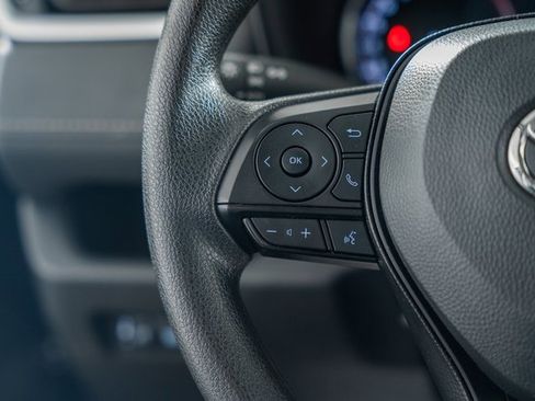 Certified 2025 Toyota RAV4 XLE image 30