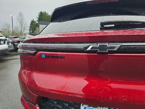 New 2026 Chevrolet Equinox EV RS image 25