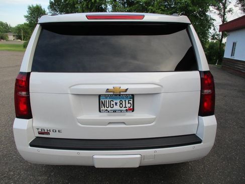 Used 2017 Chevrolet Tahoe LT w/ Luxury Package AWD/4WD image 7