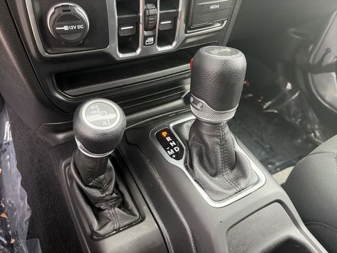 Used 2021 Jeep Wrangler Unlimited Sport w/ Sun And Sound Package AWD/4WD image 48