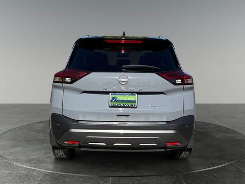 Used 2023 Nissan Rogue SL w/ SL Premium Package AWD/4WD image 8