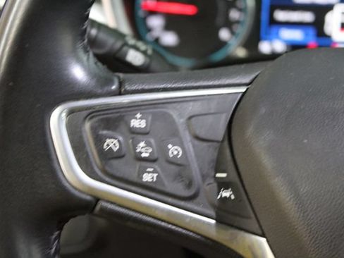 Used 2022 Chevrolet Equinox LT FWD image 16