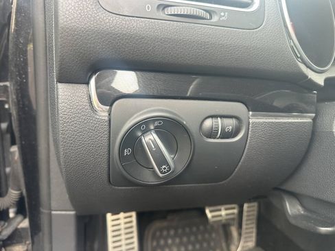 Used 2011 Volkswagen GTI 2-Door FWD image 19