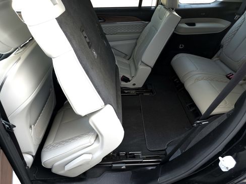 Used 2021 Jeep Grand Cherokee L Summit w/ Luxury Tech Group V image 37