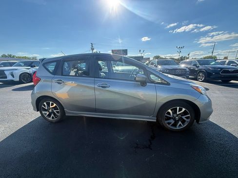 Used 2015 Nissan Versa Note SR w/ Interior Illumination Package FWD image 2