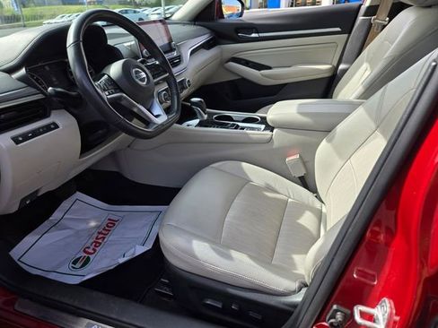 Used 2022 Nissan Altima 2.5 SL AWD/4WD image 11