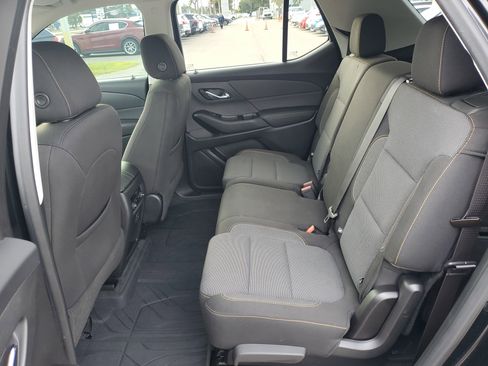 Used 2020 Chevrolet Traverse LS image 14