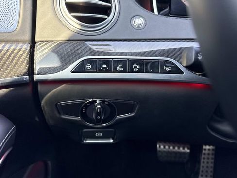 Used 2017 Mercedes-Benz S 63 AMG 4MATIC Sedan image 27