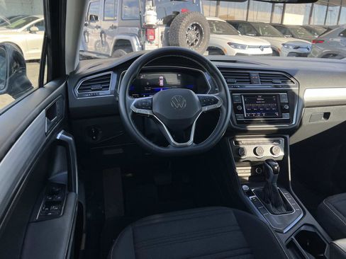 Certified 2024 Volkswagen Tiguan S image 7