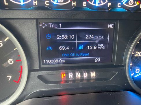 Used 2017 Ford F150 XLT w/ Equipment Group 302A Luxury AWD/4WD image 8