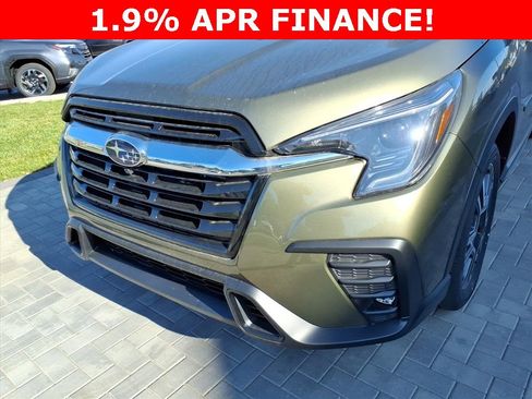 New 2025 Subaru Ascent Limited image 9