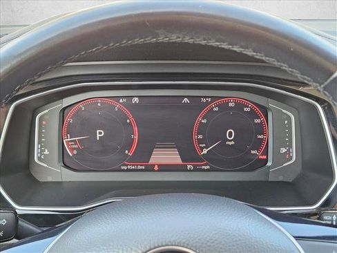 Used 2019 Volkswagen Jetta SEL w/ Cold Weather Package image 11