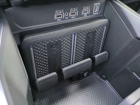 Used 2026 RAM 1500 Laramie w/ Night Edition AWD/4WD image 32