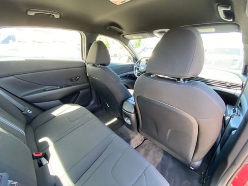 Certified 2026 Hyundai Elantra Sport FWD image 31