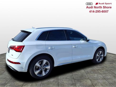 Used 2023 Audi Q5 2.0T Premium Plus w/ Premium Plus Package image 2