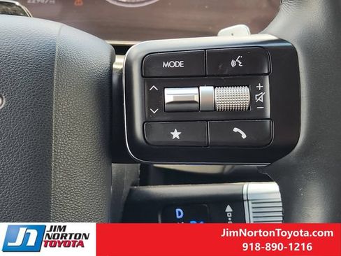 Used 2025 Hyundai Santa Fe XRT AWD/4WD image 29