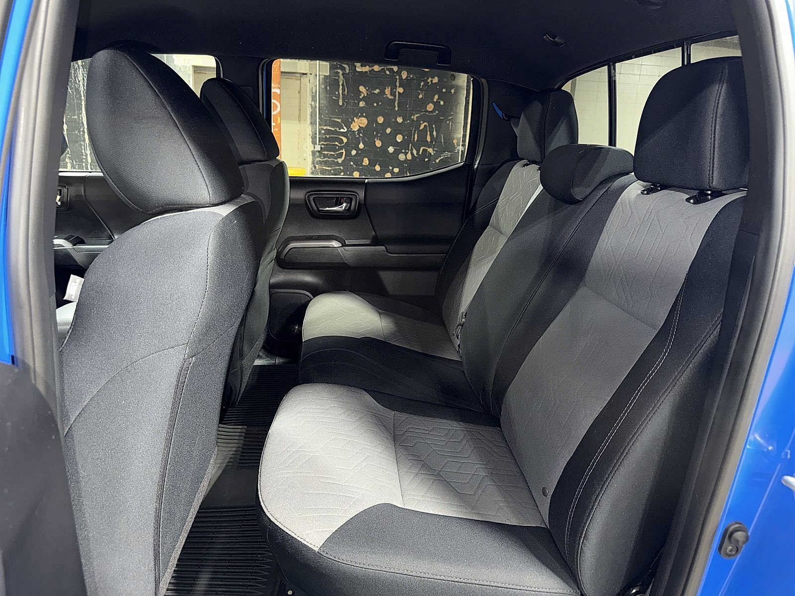 Used 2021 Toyota Tacoma TRD Sport AWD/4WD image 17