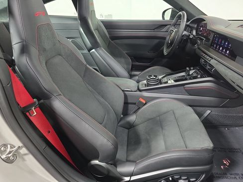 Certified 2026 Porsche 911 Carrera GTS RWD image 27