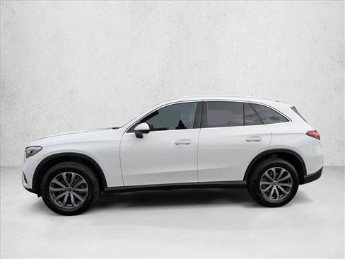 Certified 2024 Mercedes-Benz GLC 300 image 9