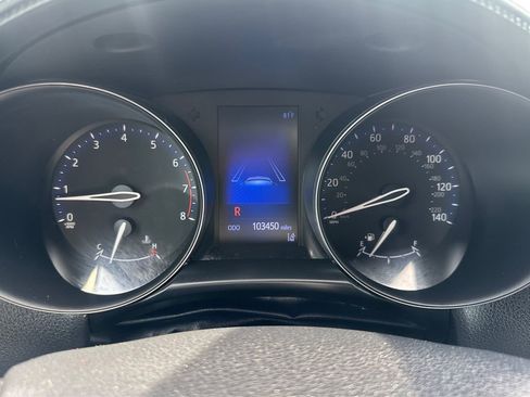 Used 2018 Toyota C-HR XLE FWD image 16