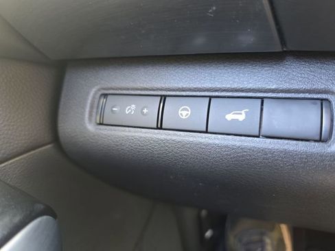 New 2026 Nissan Pathfinder SL image 33