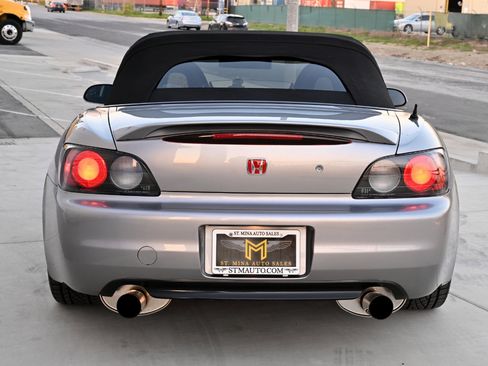 Used 2001 Honda S2000 image 8