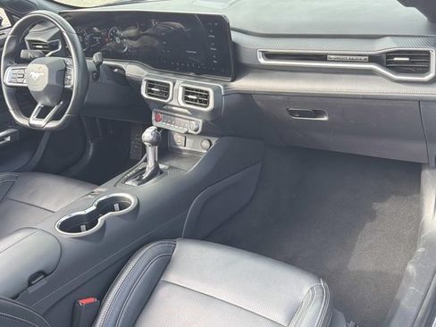 Used 2025 Ford Mustang Premium RWD image 18