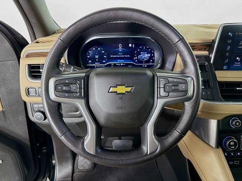 Used 2023 Chevrolet Tahoe Premier AWD/4WD image 12