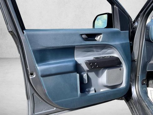 Used 2024 Ford Maverick Lariat w/ Black Appearance Package image 17