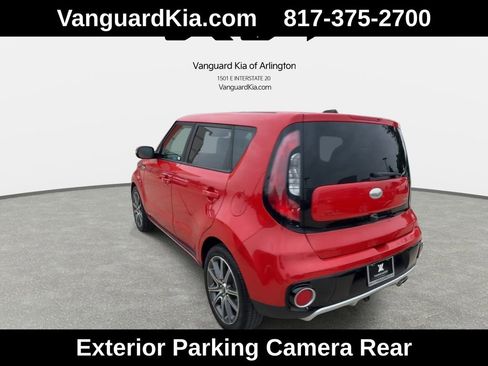 Used 2019 Kia Soul ! FWD image 7