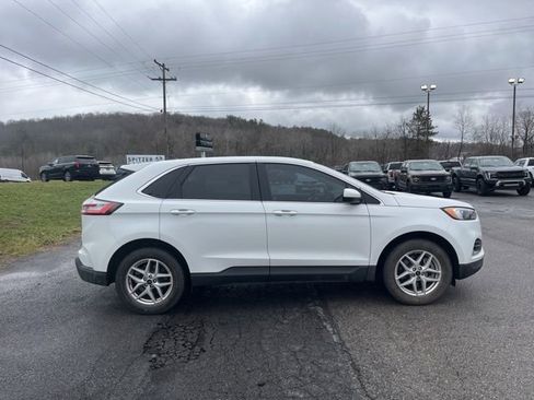 Used 2024 Ford Edge SEL image 4