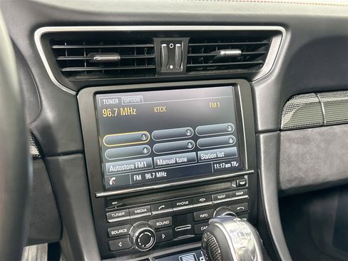 Used 2016 Porsche 911 Targa 4 GTS image 21