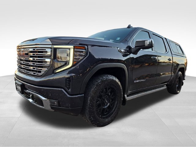 Used 2023 GMC Sierra 1500 Denali w/ Denali Reserve Package AWD/4WD image 5