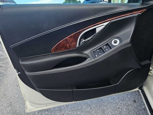 Used 2011 Buick LaCrosse CXL AWD/4WD image 13