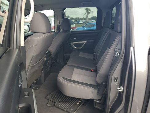 Certified 2022 Nissan Titan SV w/ SV Convenience Package image 14