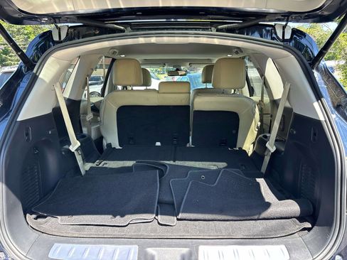 Used 2019 INFINITI QX60 Luxe w/ Essential Package AWD/4WD image 15