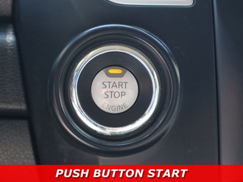 Used 2017 Nissan Titan S RWD image 19