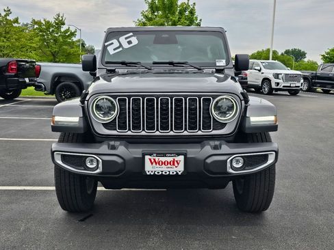 Used 2026 Jeep Wrangler Unlimited Sahara AWD/4WD image 4