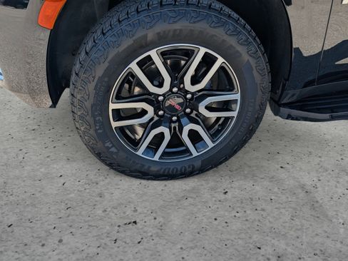 Certified 2024 GMC Yukon AT4 image 7
