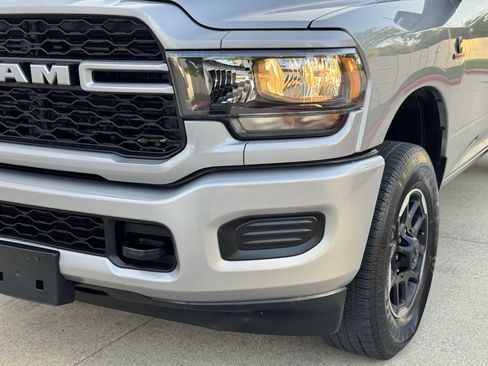 Used 2024 RAM 2500 Tradesman w/ Chrome Appearance Group AWD/4WD image 41