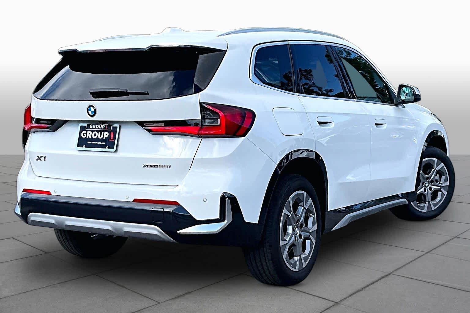Used 2023 BMW X1 xDrive28i w/ Convenience Package AWD/4WD image 13