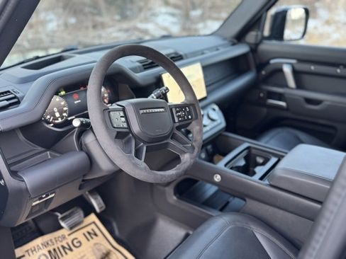 Certified 2024 Land Rover Defender 110 V8 image 9