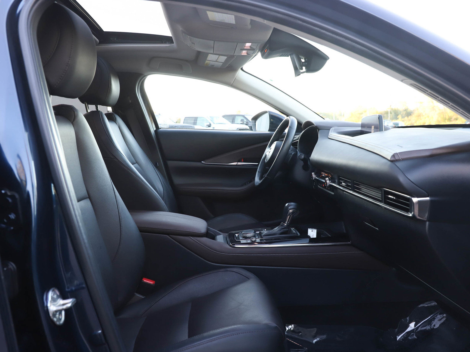 Used 2020 MAZDA CX-30 AWD w/ Premium Package image 13