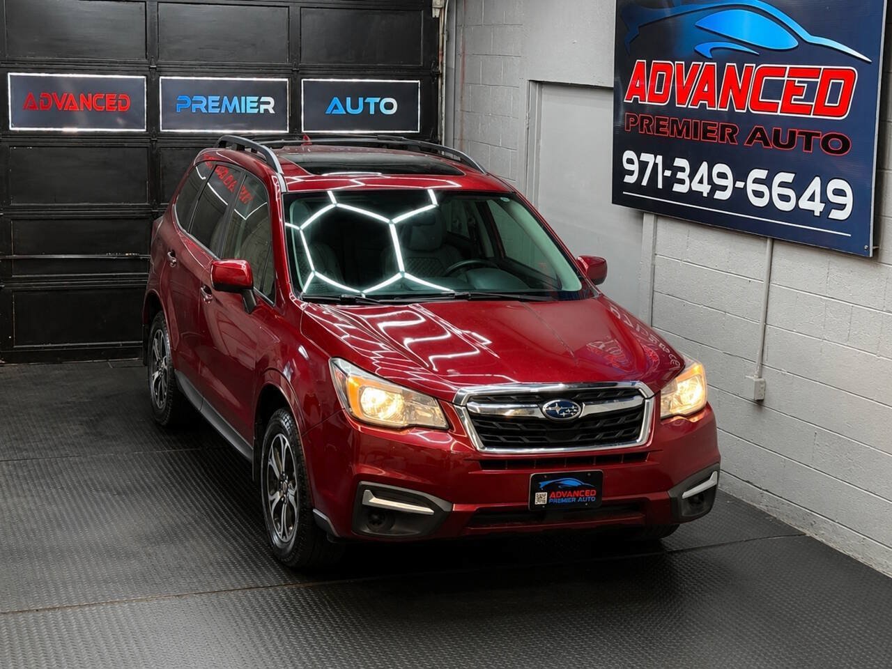 Used 2018 Subaru Forester 2.5i Premium w/ Protection Package #3 AWD/4WD image 2
