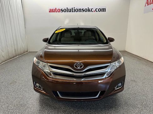 Used 2013 Toyota Venza XLE image 2