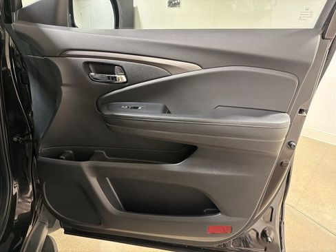 Used 2019 Honda Passport Sport image 22