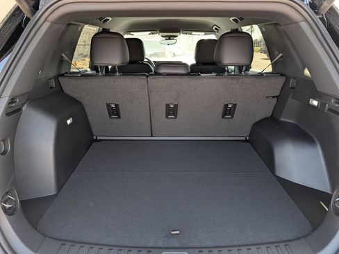 New 2026 GMC Terrain AT4 w/ Convenience Package III AWD/4WD image 33